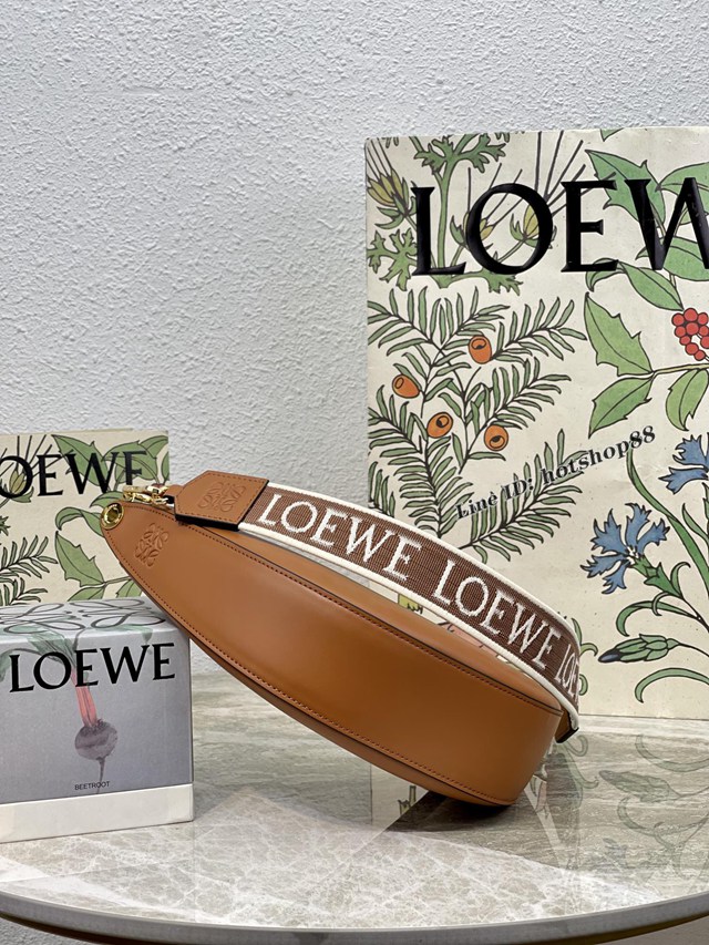 Loewe專櫃同步2022最新款Luna半月形Hobo手袋 羅意威小號月亮包 型號10193 lyw1365